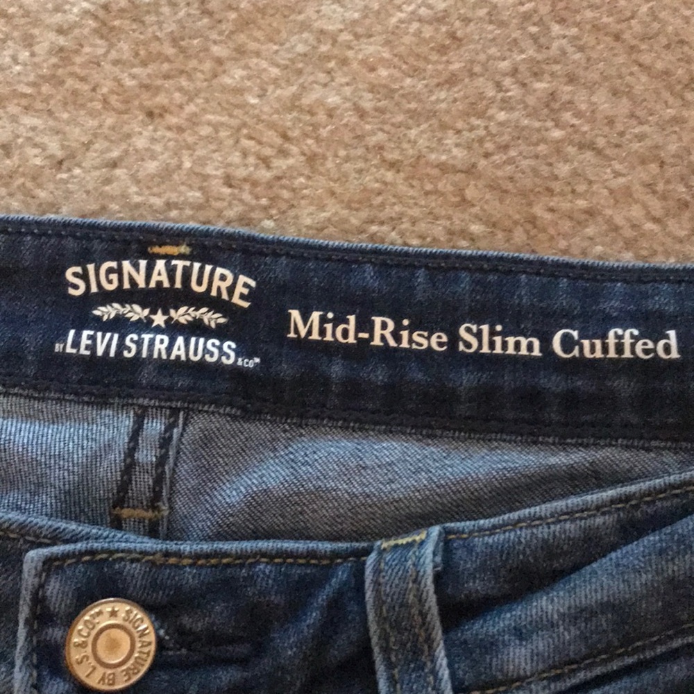 Women’s Mid Rise Jeans - Picture 4 of 7